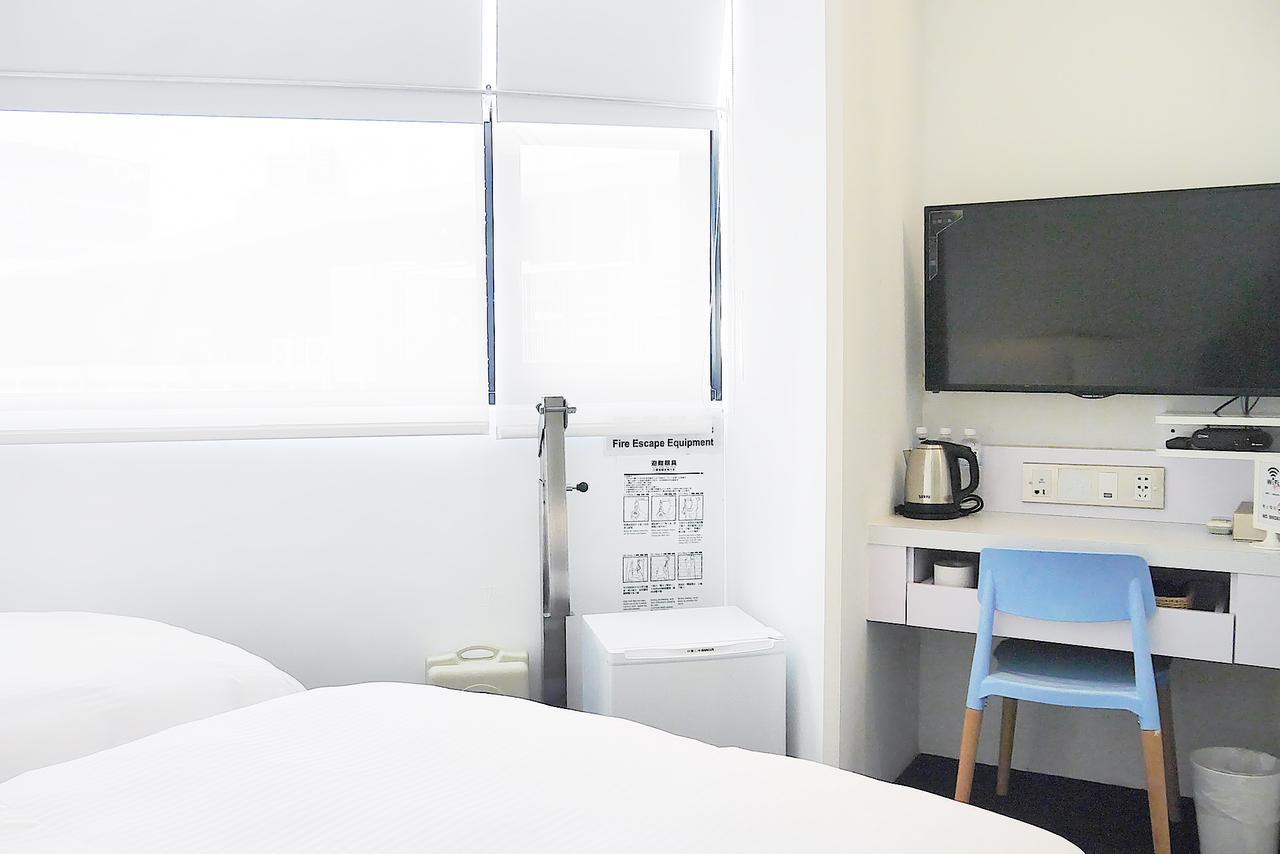 Time Flyer Hotel Đài Trung Ngoại thất bức ảnh