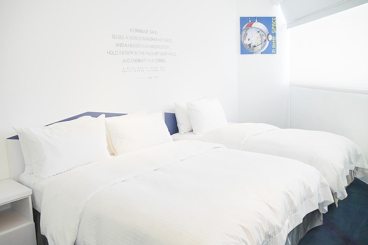 Time Flyer Hotel Đài Trung Ngoại thất bức ảnh